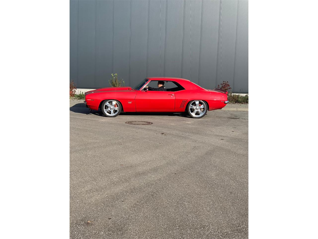 Chevrolet-Camaro-ss-1969-Ferrari-red-Black-44