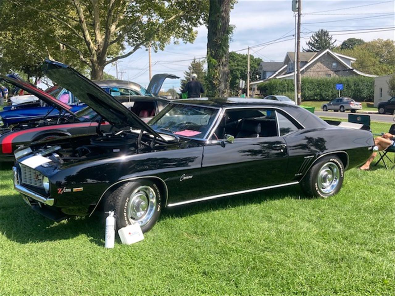 Chevrolet-Camaro-z28-1969-Black-Houndstooth-1