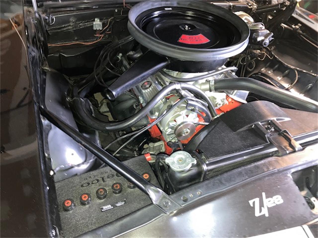 Chevrolet-Camaro-z28-1969-Black-Houndstooth-13