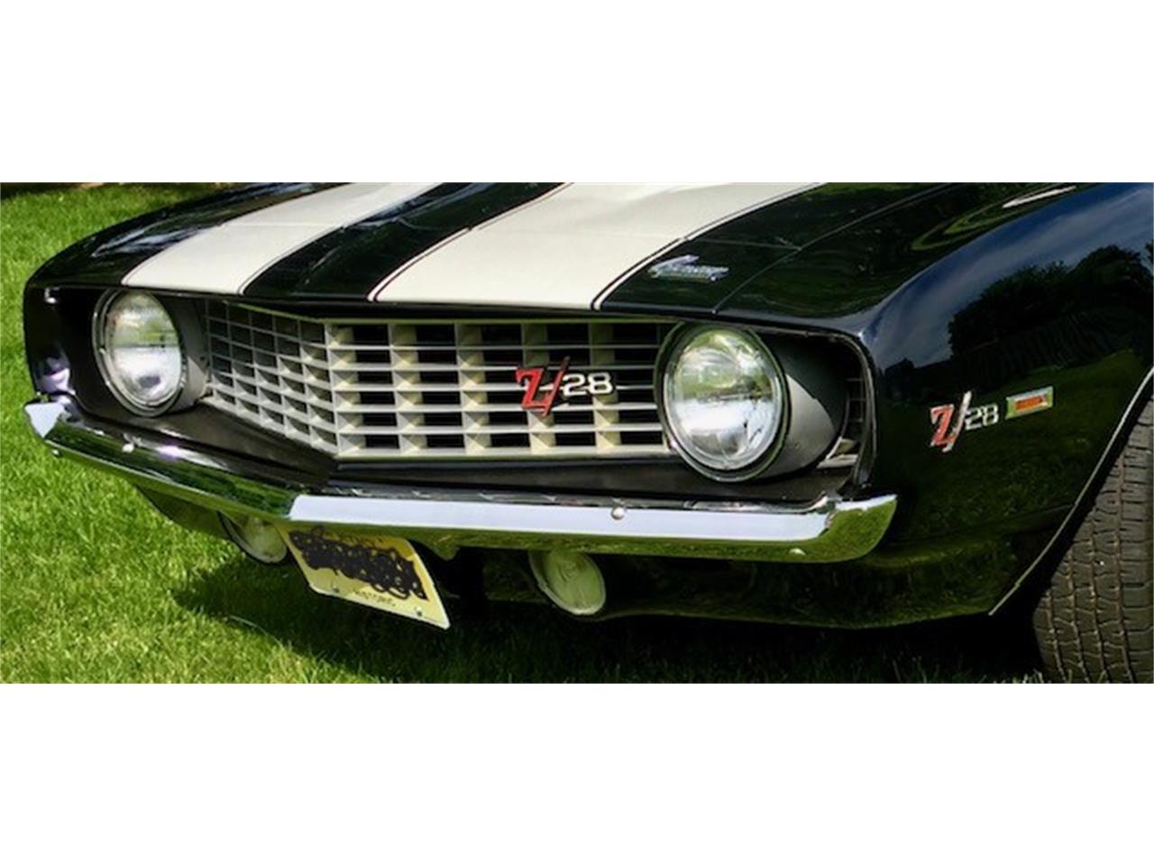 Chevrolet-Camaro-z28-1969-Black-Houndstooth-3