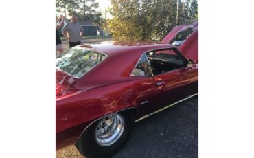 Chevrolet-Camaro-z28-1969-Candy-red-White-leather-10