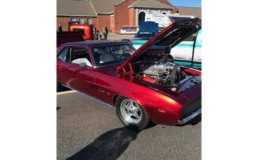 Chevrolet-Camaro-z28-1969-Candy-red-White-leather-13