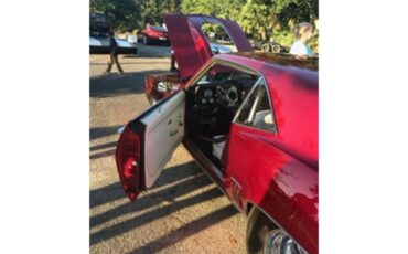 Chevrolet-Camaro-z28-1969-Candy-red-White-leather-9