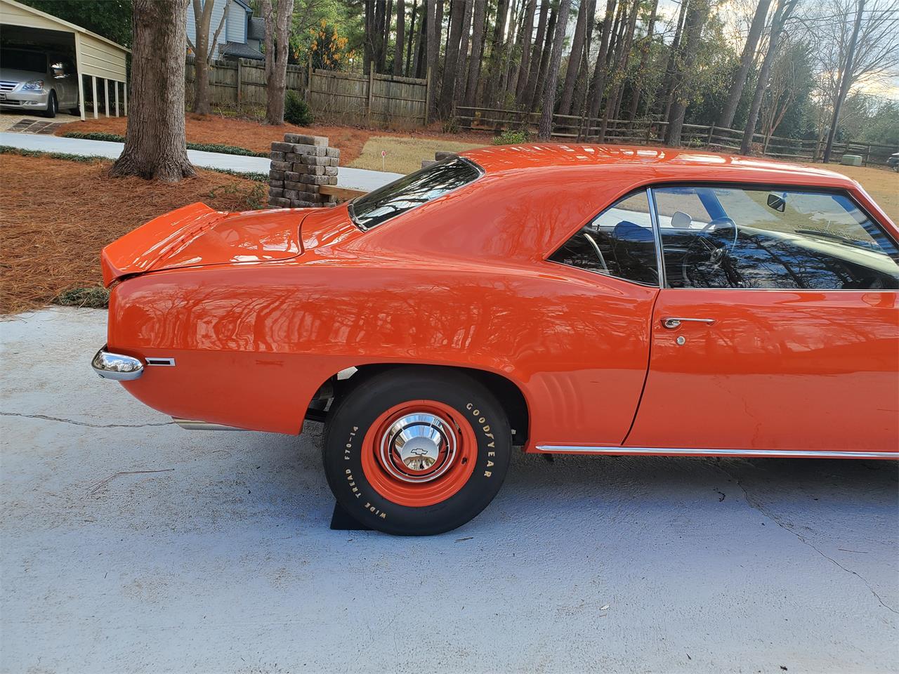 Chevrolet-Camaro-zl1-1969-Hugger-orange-Black-12