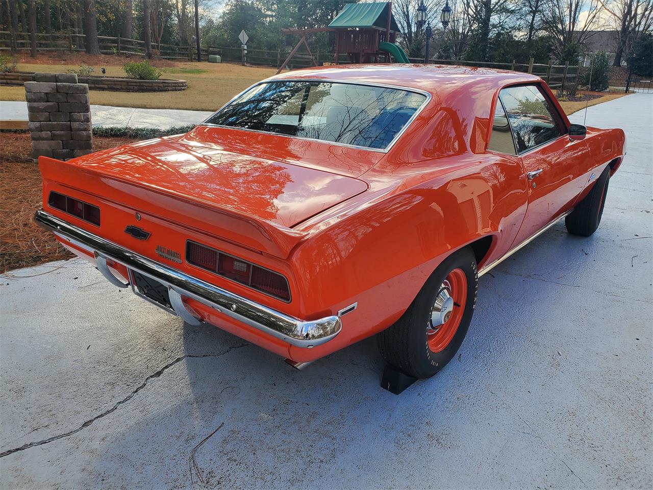 Chevrolet-Camaro-zl1-1969-Hugger-orange-Black-16