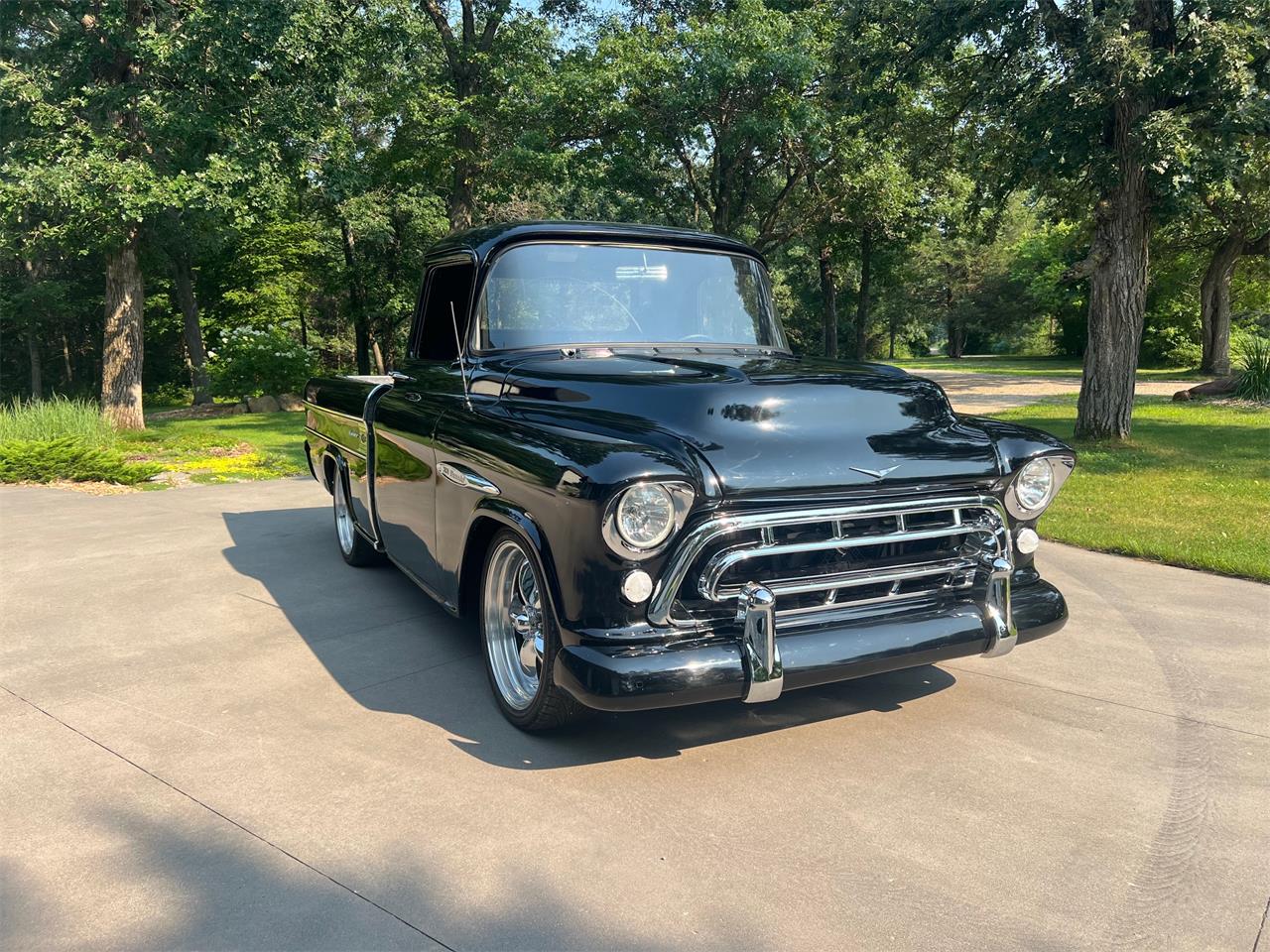 Chevrolet-Cameo-1957-Black-Black-8