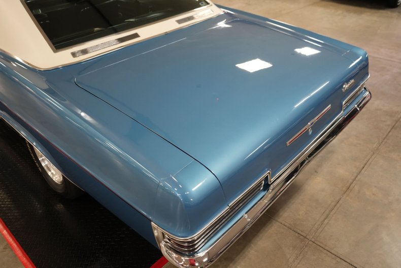 Chevrolet-Caprice-1966-Blue-Metallic-Blue-11