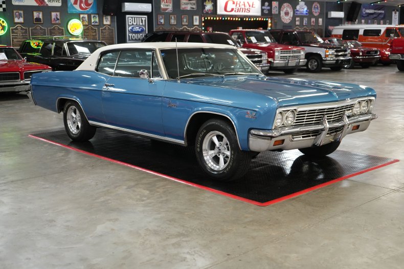Chevrolet-Caprice-1966-Blue-Metallic-Blue-13