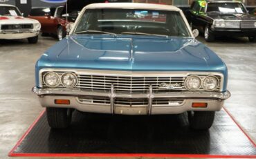 Chevrolet-Caprice-1966-Blue-Metallic-Blue-14