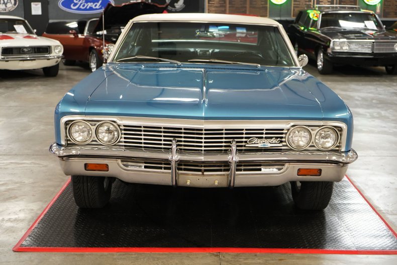 Chevrolet-Caprice-1966-Blue-Metallic-Blue-14