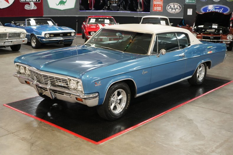 Chevrolet-Caprice-1966-Blue-Metallic-Blue-15