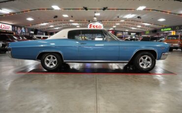 Chevrolet-Caprice-1966-Blue-Metallic-Blue-26