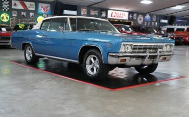 Chevrolet-Caprice-1966-Blue-Metallic-Blue-27