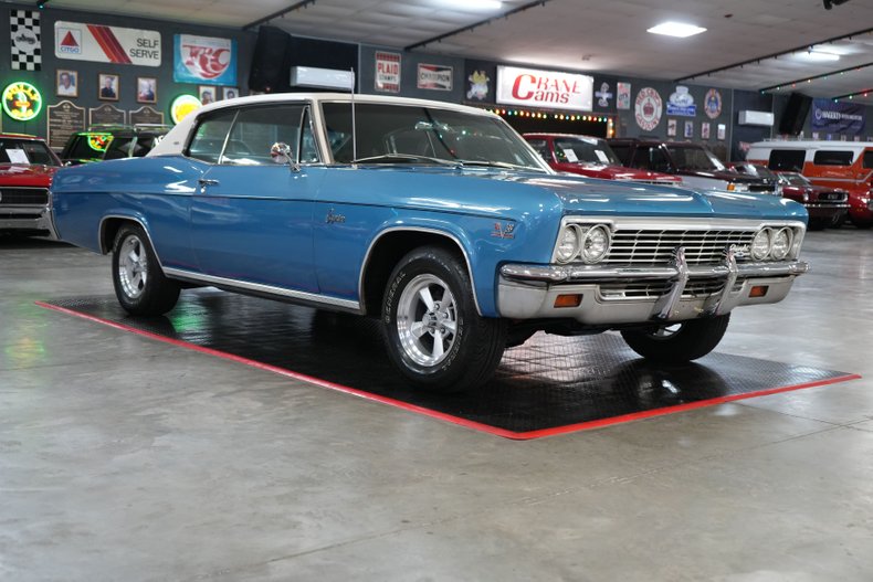 Chevrolet-Caprice-1966-Blue-Metallic-Blue-27