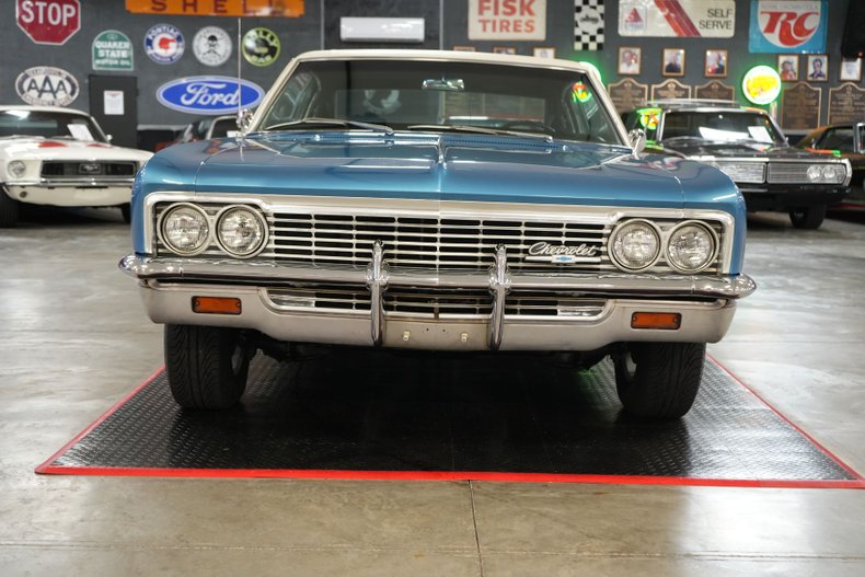 Chevrolet-Caprice-1966-Blue-Metallic-Blue-28