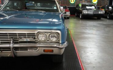 Chevrolet-Caprice-1966-Blue-Metallic-Blue-30