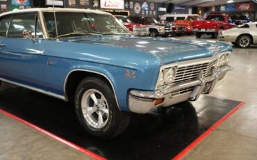 Chevrolet-Caprice-1966-Blue-Metallic-Blue-32