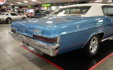 Chevrolet-Caprice-1966-Blue-Metallic-Blue-43