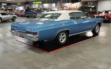 Chevrolet-Caprice-1966-Blue-Metallic-Blue-8