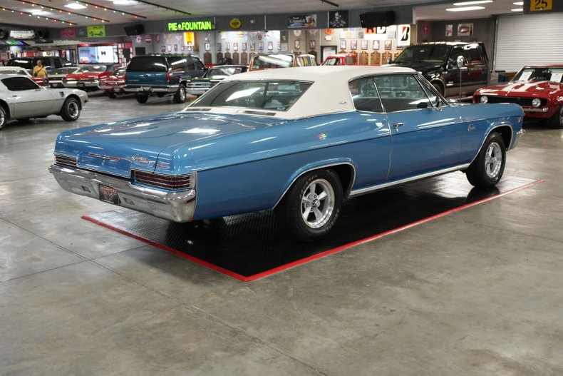 Chevrolet-Caprice-1966-Blue-Metallic-Blue-8