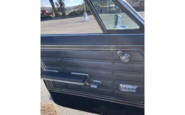 Chevrolet-Caprice-1966-Silverblue-Redblack-10