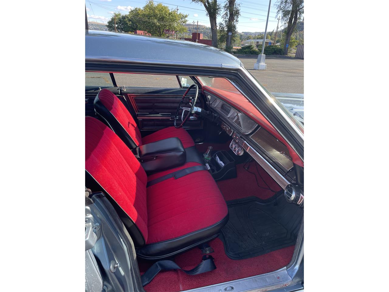 Chevrolet-Caprice-1966-Silverblue-Redblack-12