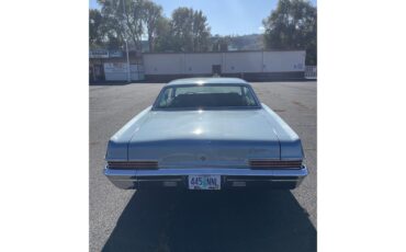 Chevrolet-Caprice-1966-Silverblue-Redblack-3