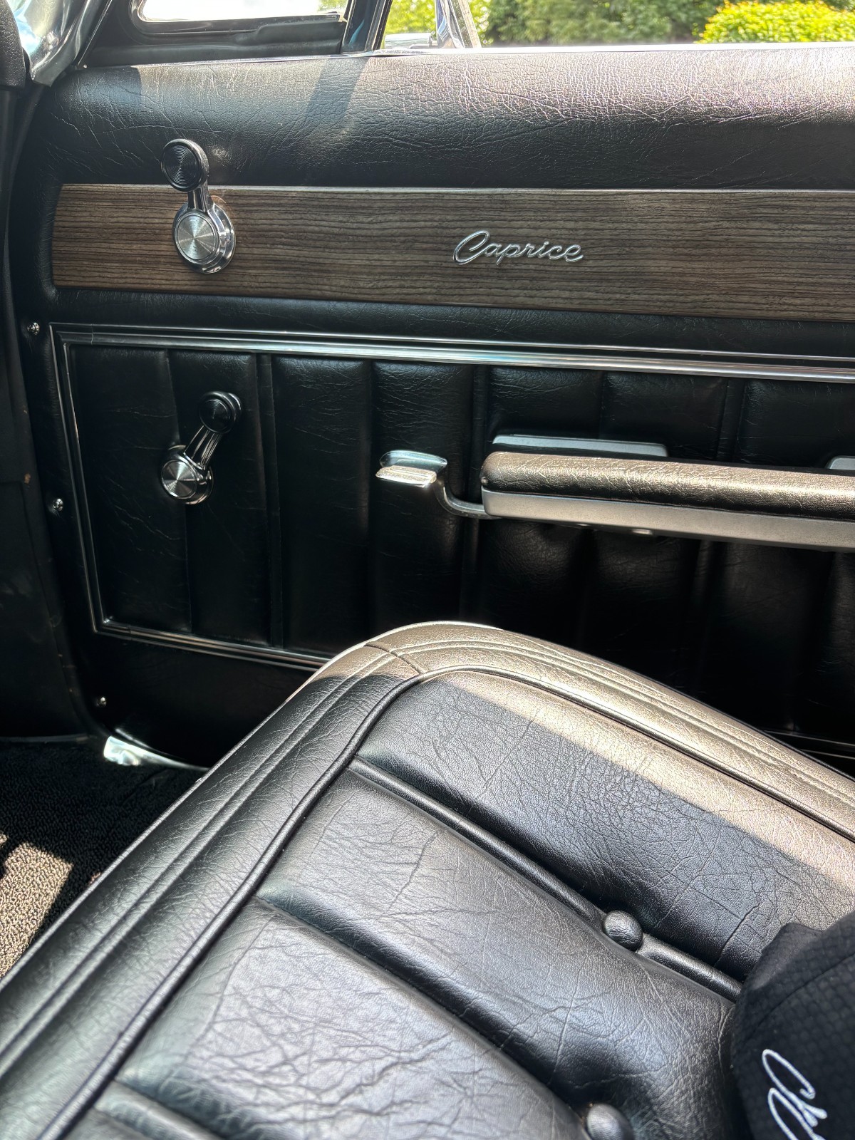 Chevrolet-Caprice-1967-Coupe-6