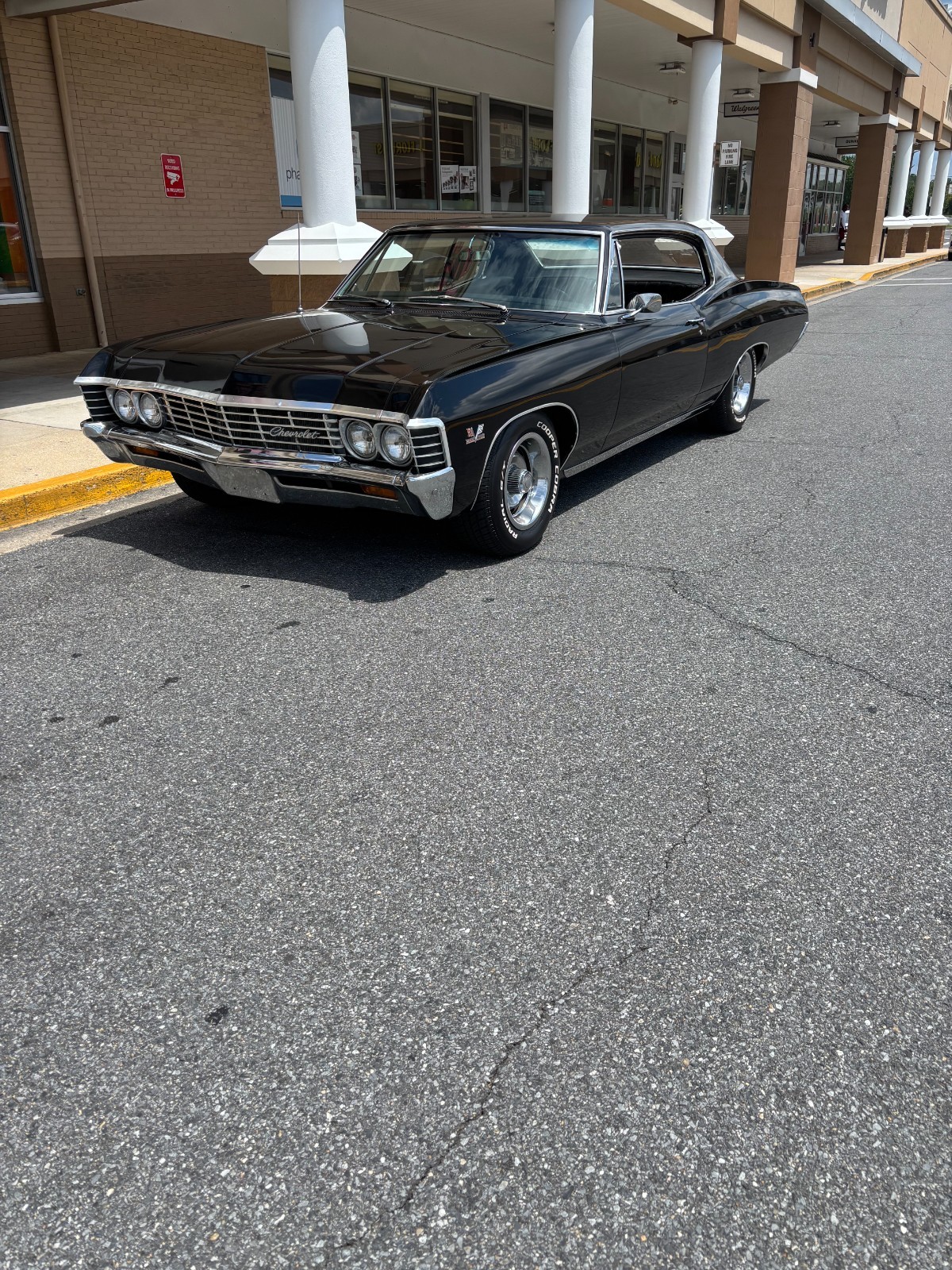 Chevrolet-Caprice-1967-Coupe
