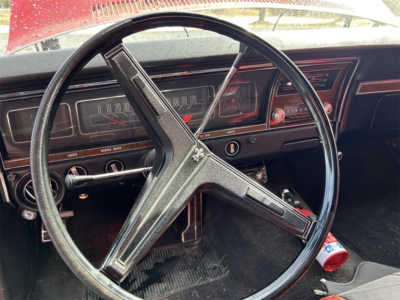 Chevrolet-Caprice-1968-red-black-28