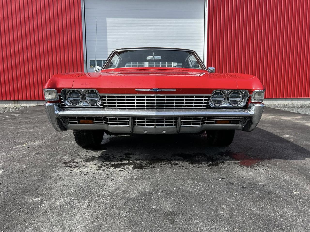 Chevrolet-Caprice-1968-red-black-32