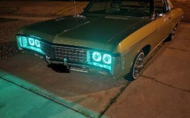 Chevrolet-Caprice-1969-GreenBlack-Vinyl-To-1