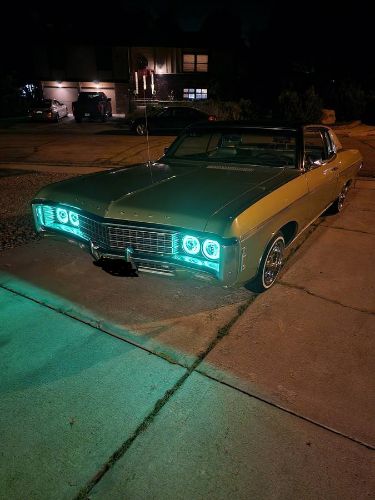 Chevrolet-Caprice-1969-GreenBlack-Vinyl-To-1
