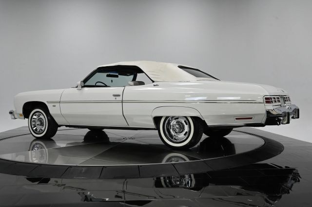 Chevrolet-Caprice-1975-3