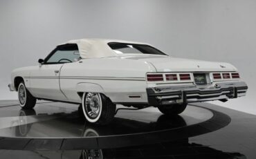 Chevrolet-Caprice-1975-4