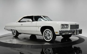 Chevrolet-Caprice-1975-9
