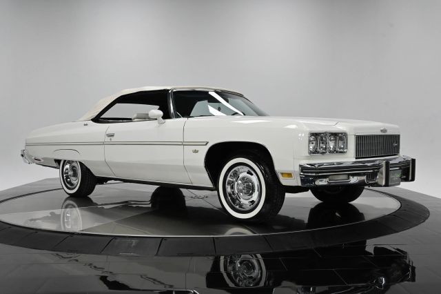 Chevrolet-Caprice-1975-9