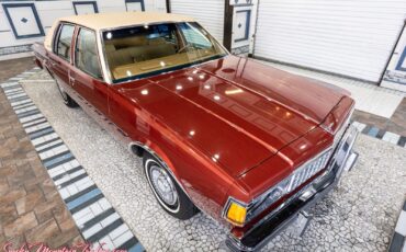 Chevrolet-Caprice-1978-15