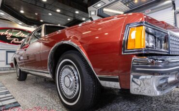 Chevrolet-Caprice-1978-16