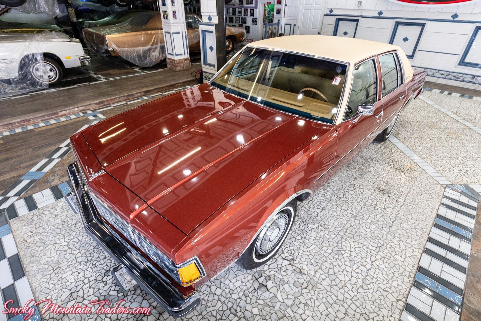 Chevrolet-Caprice-1978-2