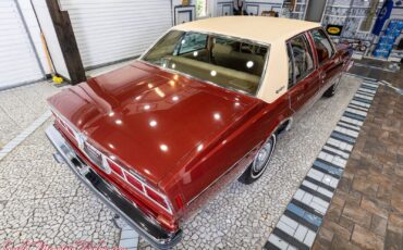 Chevrolet-Caprice-1978-23