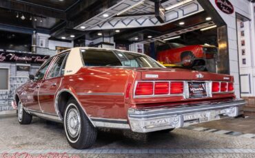 Chevrolet-Caprice-1978-36