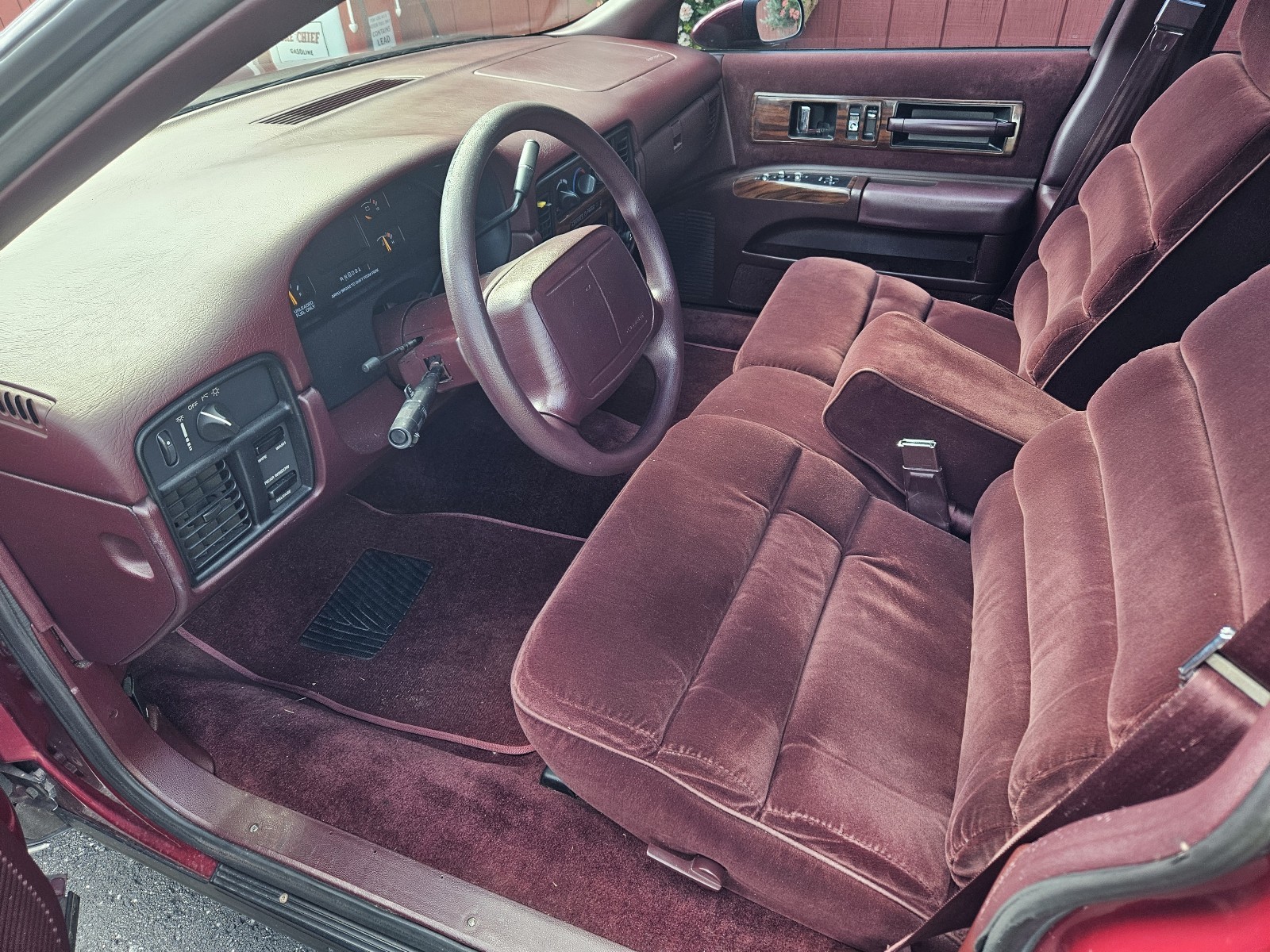 Chevrolet-Caprice-1994-15