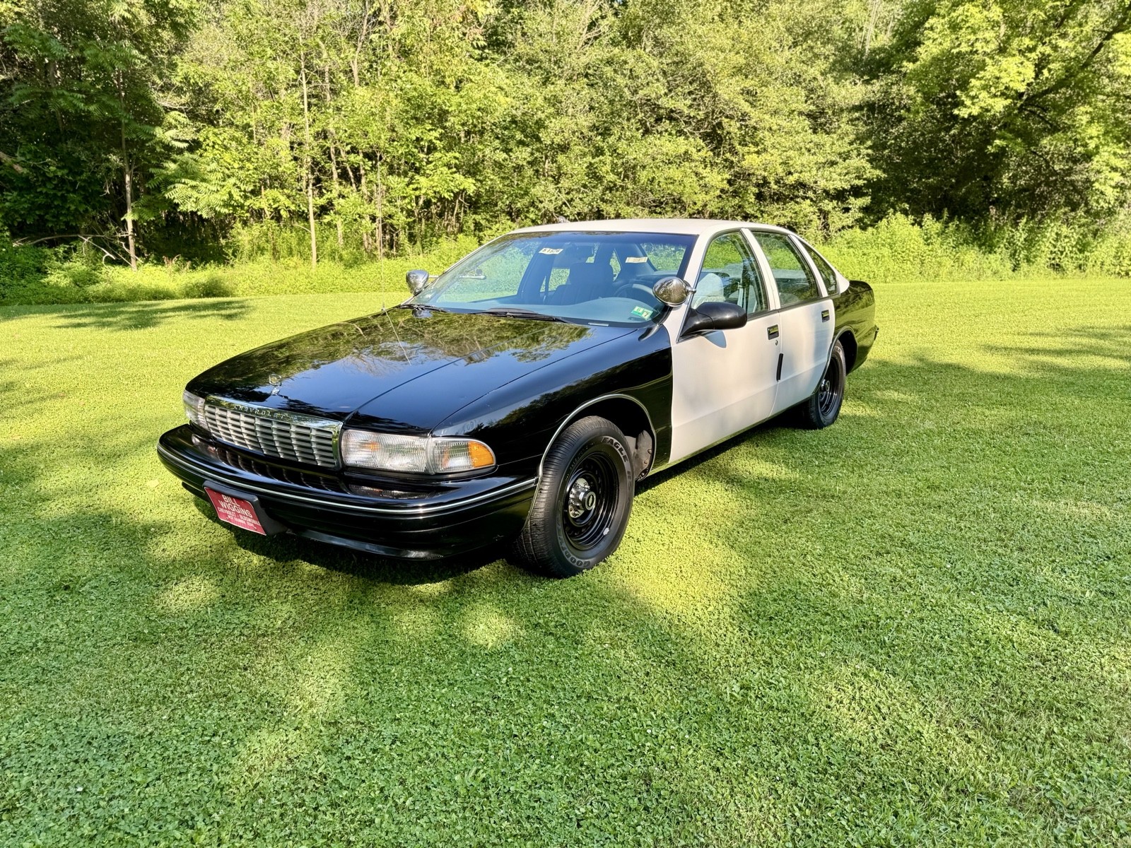 Chevrolet-Caprice-1995-Sedan-3