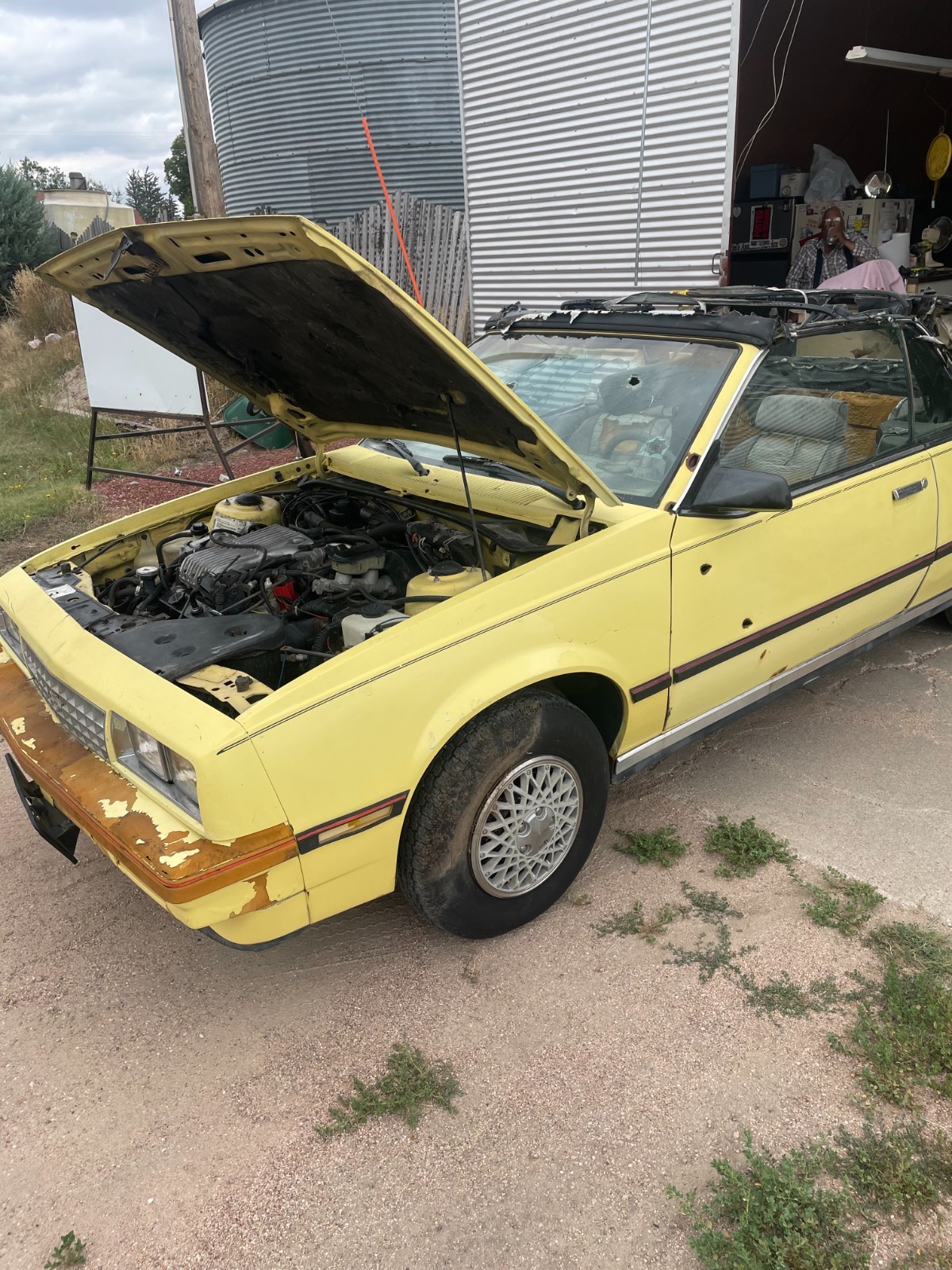 Chevrolet-Cavalier-1985-Convertible-3