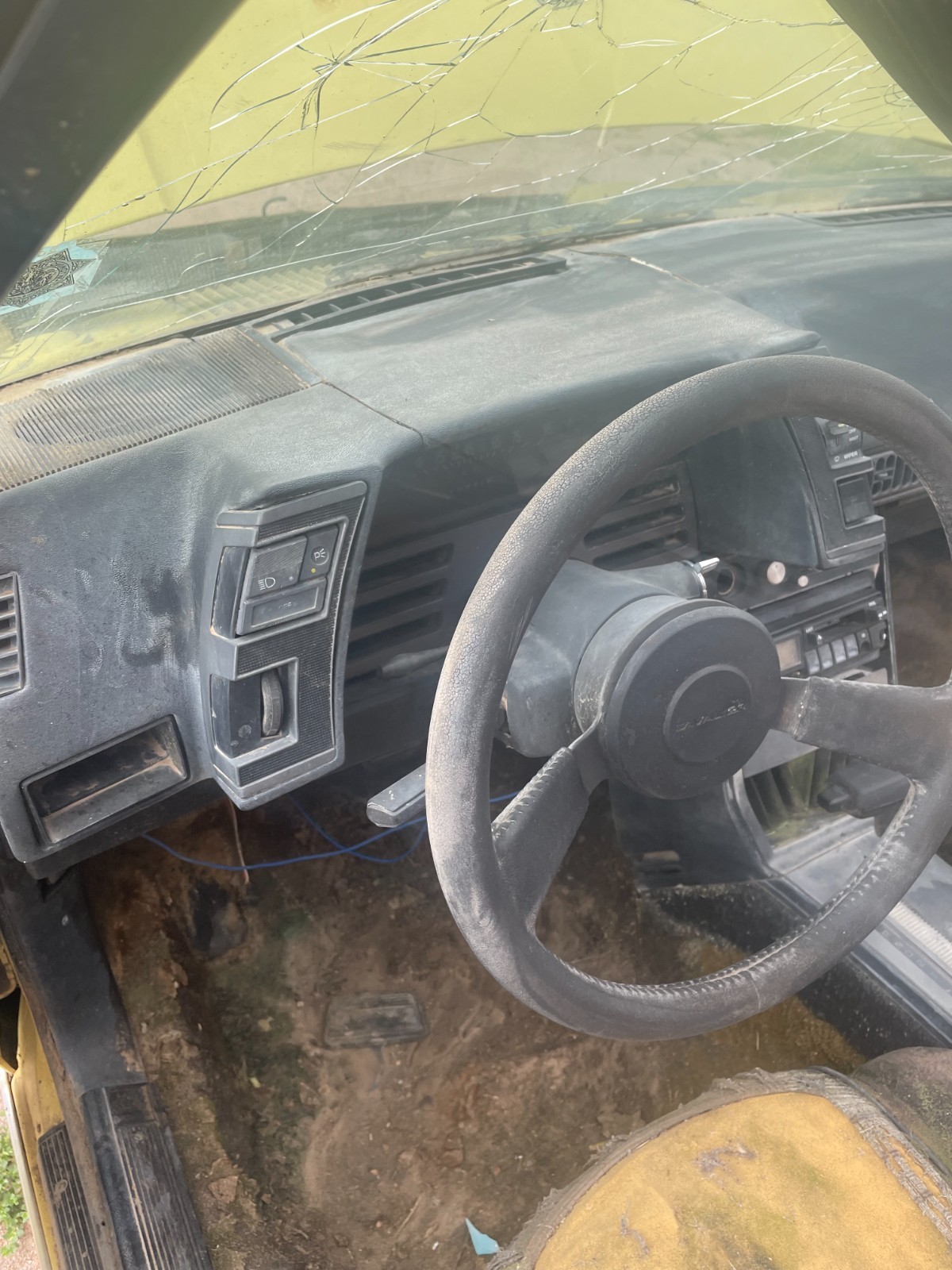 Chevrolet-Cavalier-1985-Convertible-4