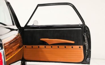 Chevrolet-Chevelle-1964-Ebony-Black-Saddle-41