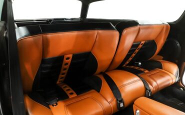 Chevrolet-Chevelle-1964-Ebony-Black-Saddle-45