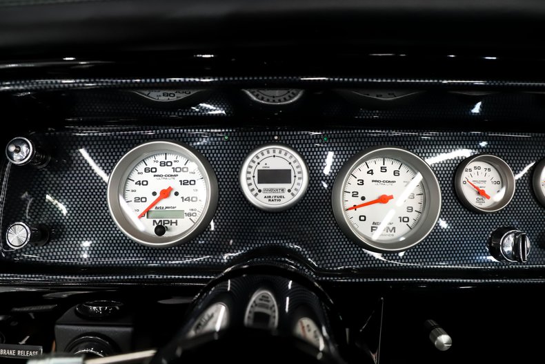 Chevrolet-Chevelle-1964-Tuxedo-Black-Black-14
