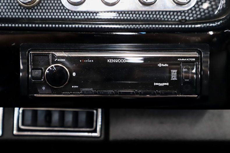 Chevrolet-Chevelle-1964-Tuxedo-Black-Black-20